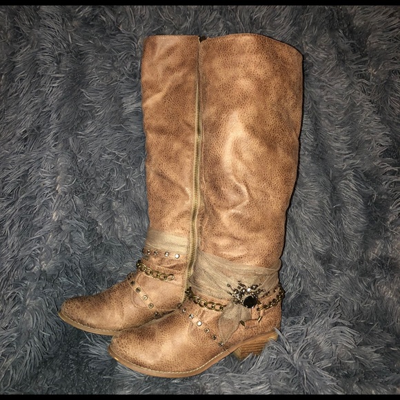 Not Rated High Riding Boots Size 7.5 - Picture 4 of 9